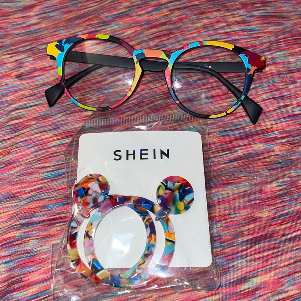 Glasses with earrings to match